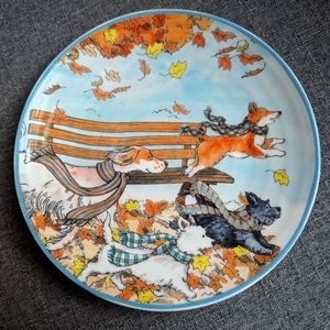 Retired! PIER 1 "Park Bench Pups" Fall/Autumn Dogs 8.5" Dolomite Plate